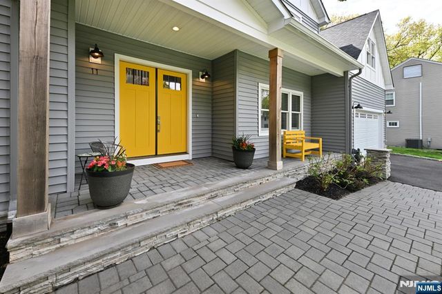 11 Lincoln Avenue, Westwood, NJ 07675