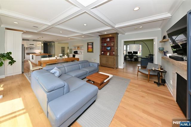 11 Lincoln Avenue, Westwood, NJ 07675