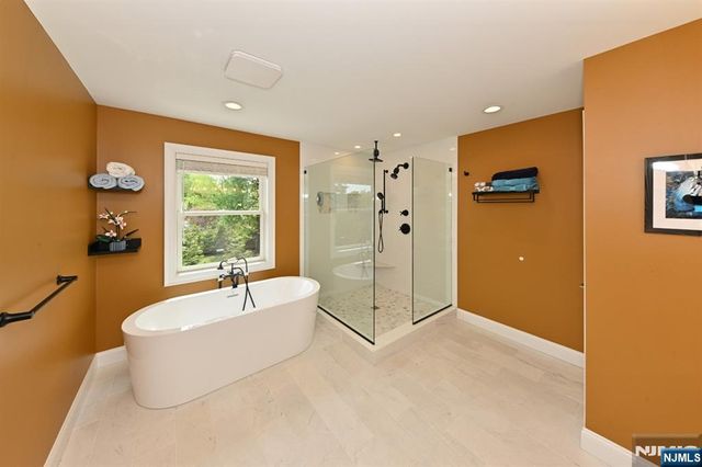 11 Lincoln Avenue, Westwood, NJ 07675