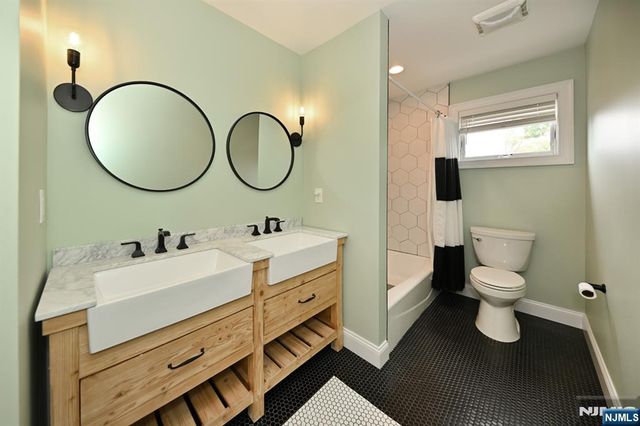 11 Lincoln Avenue, Westwood, NJ 07675