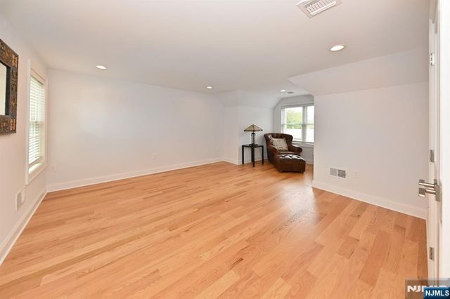 11 Lincoln Avenue, Westwood, NJ 07675