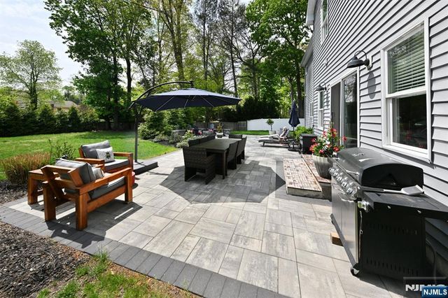 11 Lincoln Avenue, Westwood, NJ 07675