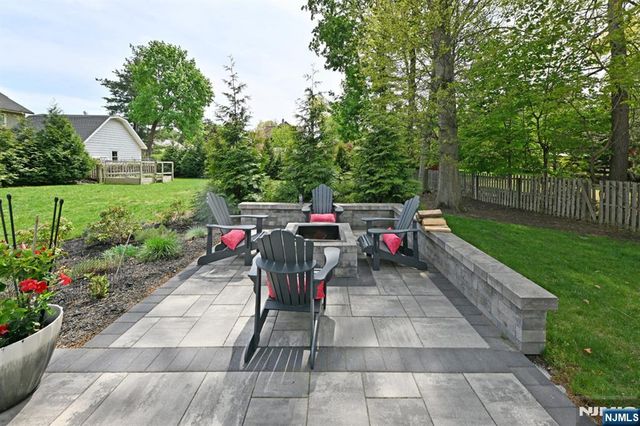11 Lincoln Avenue, Westwood, NJ 07675