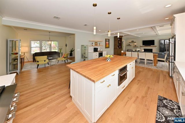 11 Lincoln Avenue, Westwood, NJ 07675