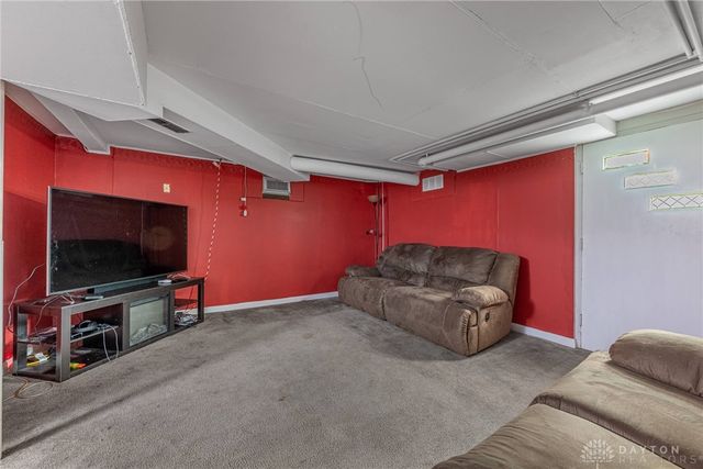 209 E Pease Avenue, Dayton, OH 45449