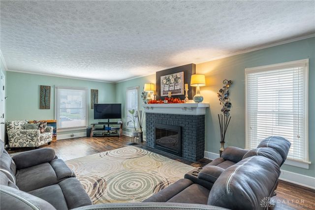 209 E Pease Avenue, Dayton, OH 45449