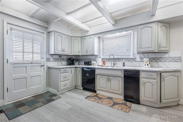 209 E Pease Avenue, Dayton, OH 45449