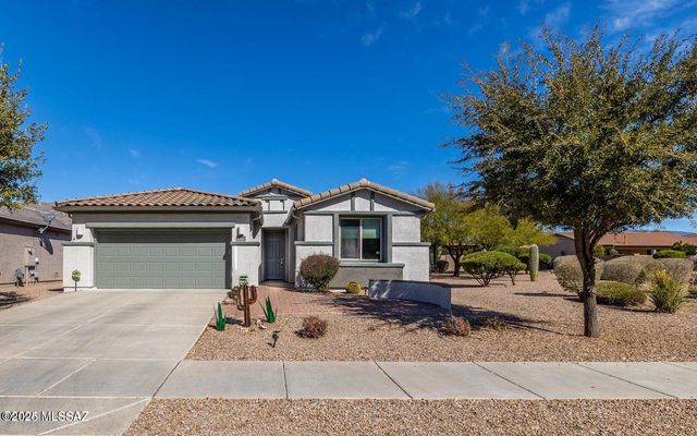 13845 E Poelstra Street, Vail, AZ 85641