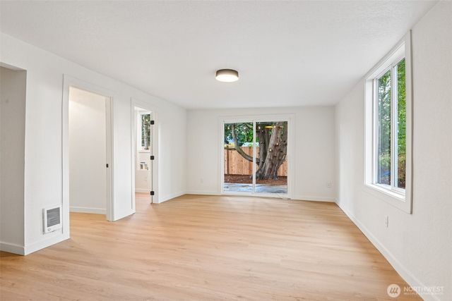 10522 22nd Avenue E, Tacoma, WA 98445