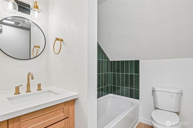 10522 22nd Avenue E, Tacoma, WA 98445