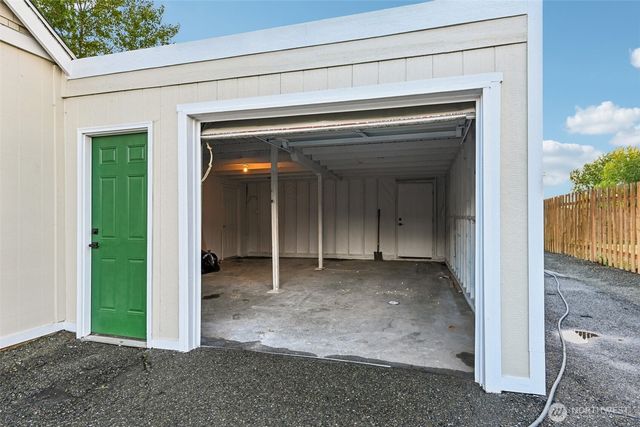 10522 22nd Avenue E, Tacoma, WA 98445