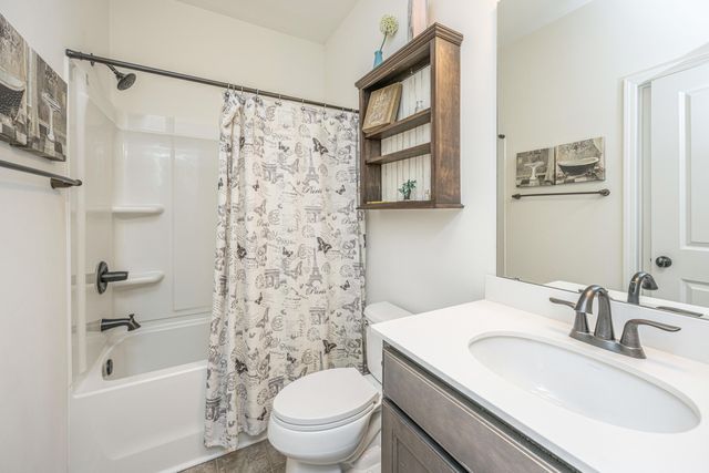 417 Stonefield Circle, Moncks Corner, SC 29461