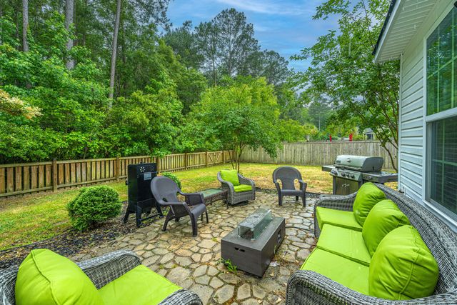 417 Stonefield Circle, Moncks Corner, SC 29461