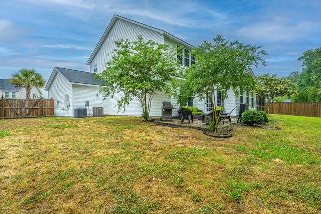 417 Stonefield Circle, Moncks Corner, SC 29461