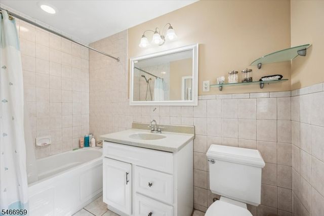 320 Garretson Rd, Bridgewater Twp., NJ 08807