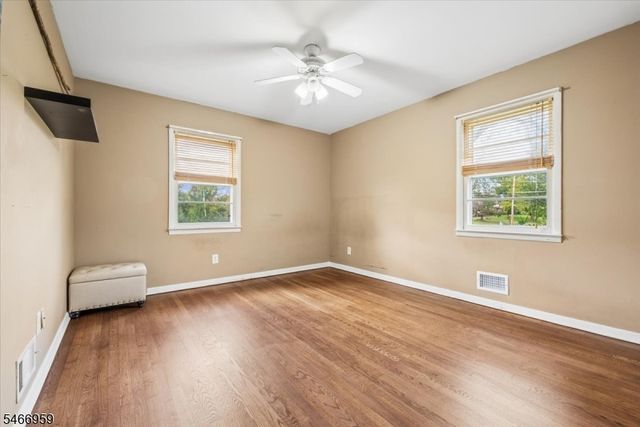 320 Garretson Rd, Bridgewater Twp., NJ 08807