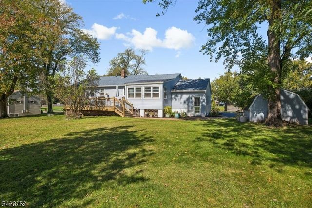 320 Garretson Rd, Bridgewater Twp., NJ 08807