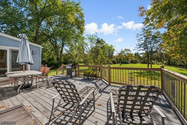 320 Garretson Rd, Bridgewater Twp., NJ 08807