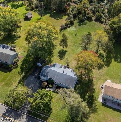 320 Garretson Rd, Bridgewater Twp., NJ 08807