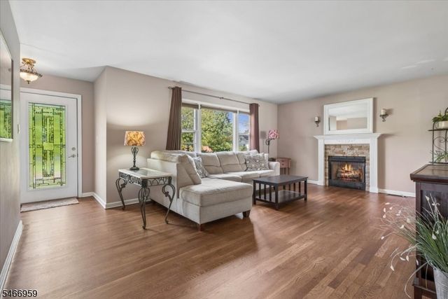 320 Garretson Rd, Bridgewater Twp., NJ 08807
