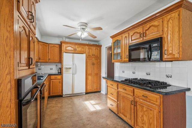 320 Garretson Rd, Bridgewater Twp., NJ 08807