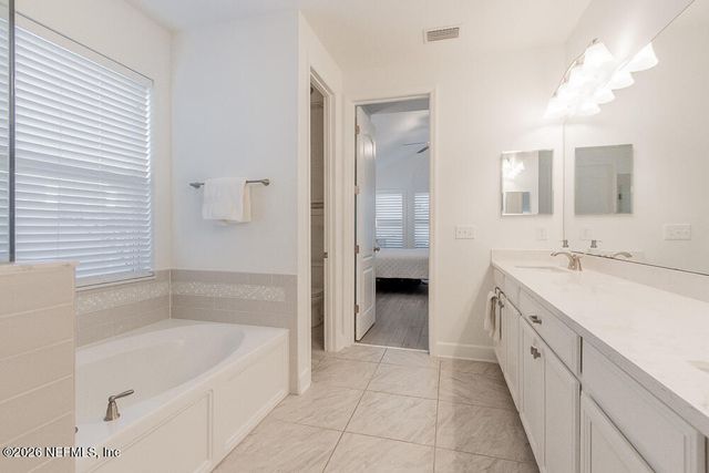 575 PARK LAKE Drive, Ponte Vedra, FL 32081