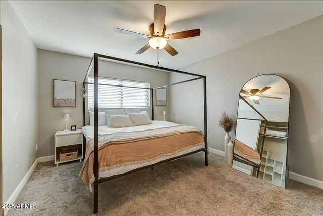 3040 E DAHLIA Drive, Phoenix, AZ 85032