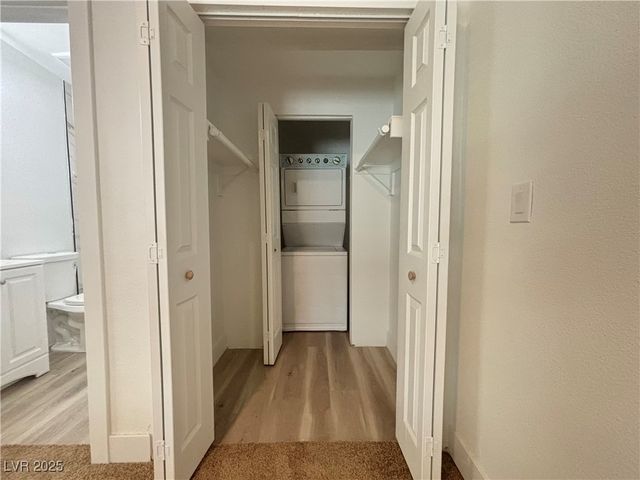 724 North 9th Street 2, Las Vegas, NV 89101