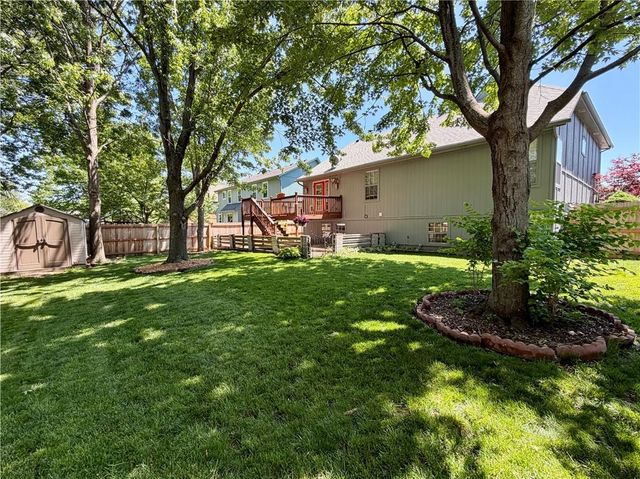 1328 E 154TH Terrace, Olathe, KS 66062