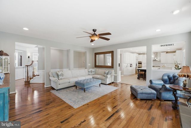 16545 LEVADE DR, Leesburg, VA 20176