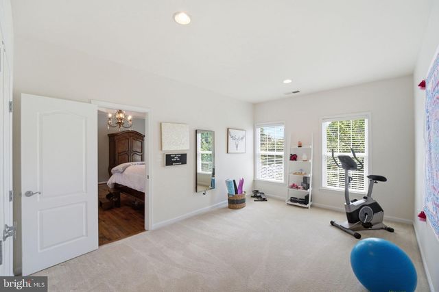 16545 LEVADE DR, Leesburg, VA 20176