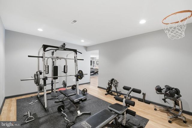 16545 LEVADE DR, Leesburg, VA 20176