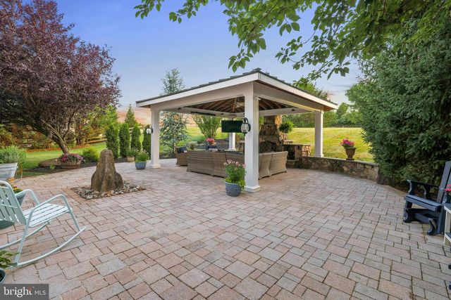 16545 LEVADE DR, Leesburg, VA 20176