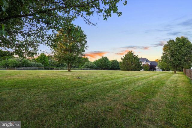 16545 LEVADE DR, Leesburg, VA 20176