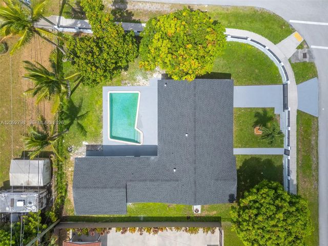 20154 NW 12th Place, Miami Gardens, FL 33169