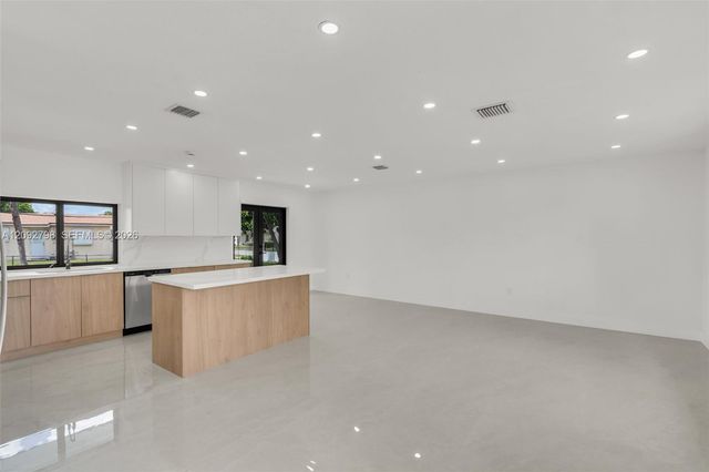 20154 NW 12th Place, Miami Gardens, FL 33169