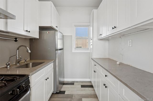 23 Troy Avenue, East Atlantic Beach, NY 11561