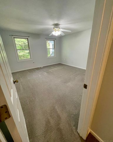 1 Rushford Meade 1, Granby, CT 06035