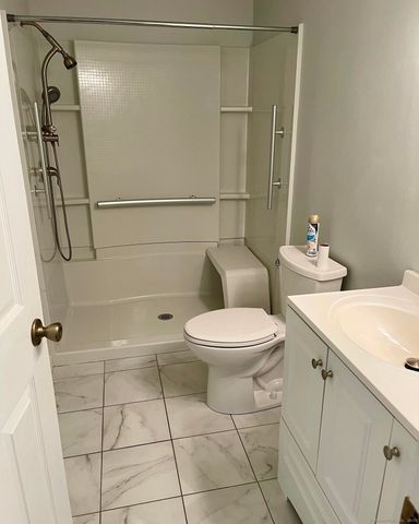 1 Rushford Meade 1, Granby, CT 06035