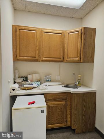 110 KESWICK AVE, Glenside, PA 19038