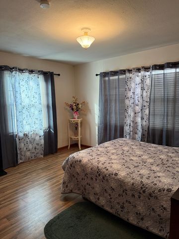 904 NE 1st Pl, Andrews, TX 79714