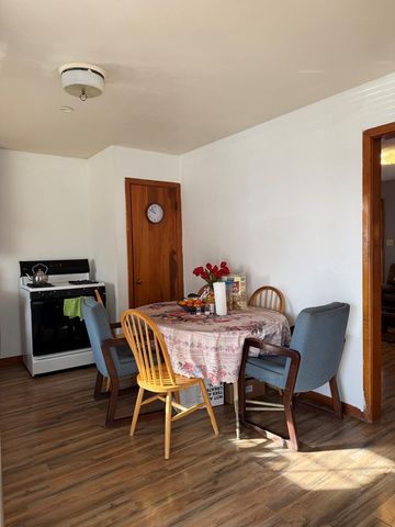 904 NE 1st Pl, Andrews, TX 79714