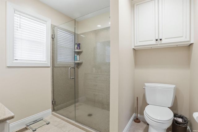 6888 Cottage Lane, Newburgh, IN 47630