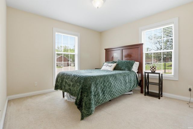 6888 Cottage Lane, Newburgh, IN 47630