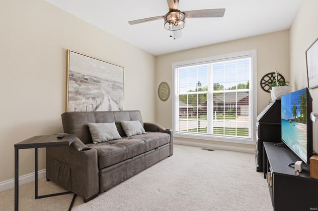 6888 Cottage Lane, Newburgh, IN 47630