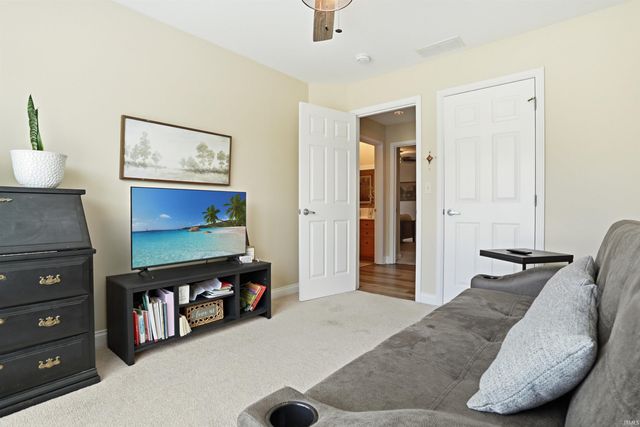 6888 Cottage Lane, Newburgh, IN 47630