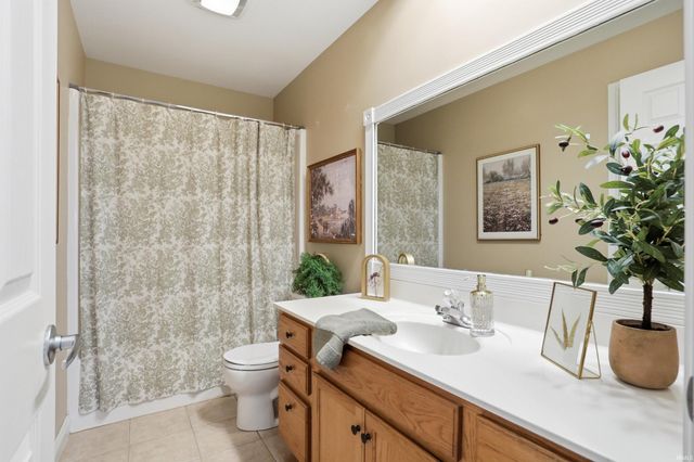 6888 Cottage Lane, Newburgh, IN 47630