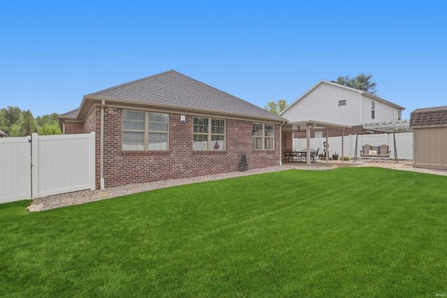 6888 Cottage Lane, Newburgh, IN 47630