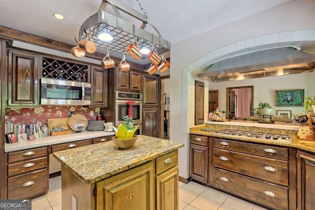 192 Brookwood Drive, Blairsville, GA 30512