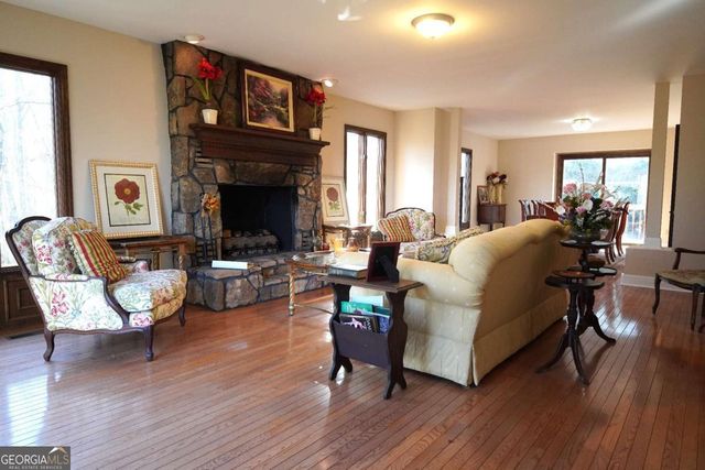 192 Brookwood Drive, Blairsville, GA 30512